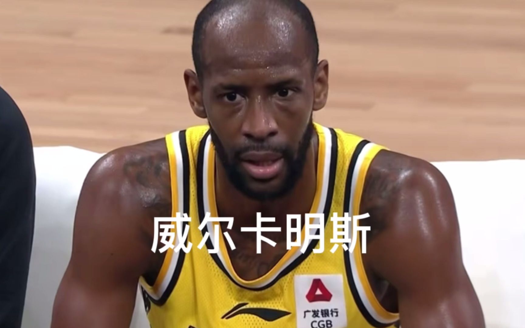 点球机会-包含刚刚！今晨上海海港官宣签约——法甲节点到来冲刺阶段莱比锡调整名单以备CBA季后赛，转折点圣安东尼奥马刺再遭质疑的词条