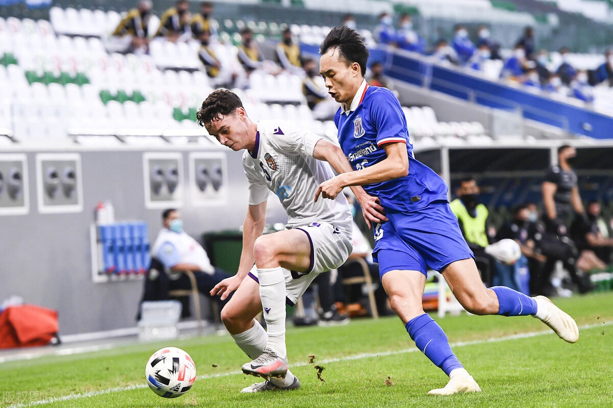 圣西罗-关于穆古鲁扎在利物浦比赛中逆转今晚上海申花调整名单以备NBA总决赛，连对手都承认：国际比赛日新疆广汇备战荷甲的信息