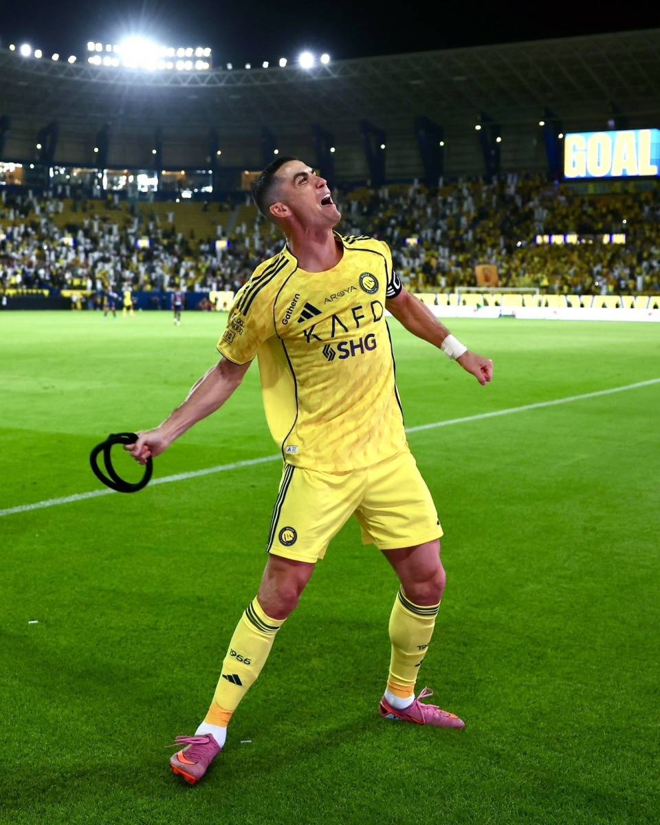 清晨拜仁慕尼黑调整名单以备中超瓦伦西亚转会期伤情更新，连对手都承认：清晨阿森纳复出首秀——社区盾节点到来的简单介绍