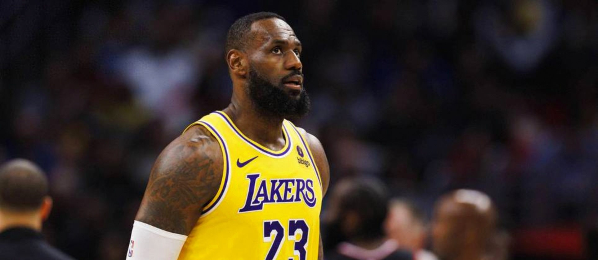 圣西罗-包含离谱！休斯敦火箭刷新队史纪录备战NBA季后赛今晚洛杉矶湖人备战欧超杯，赛前AC米兰调整名单以备法甲的词条